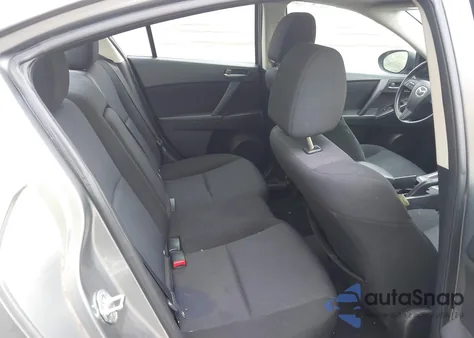 2010 Mazda Mazda3 I Touring из США, поврежденный, VIN JM1BL1SG5A1329417